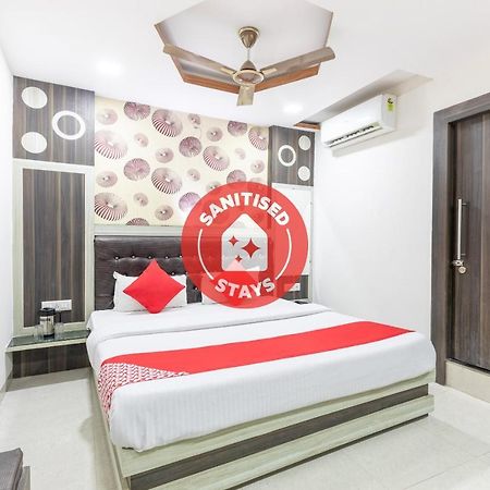 Oyo 45301 Hotel Om Palace Sāgar Exterior foto